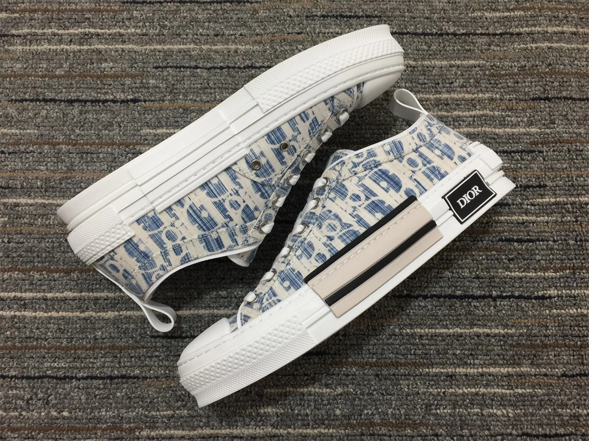 HighQuality Men Women D*or Top Sneaker 5802