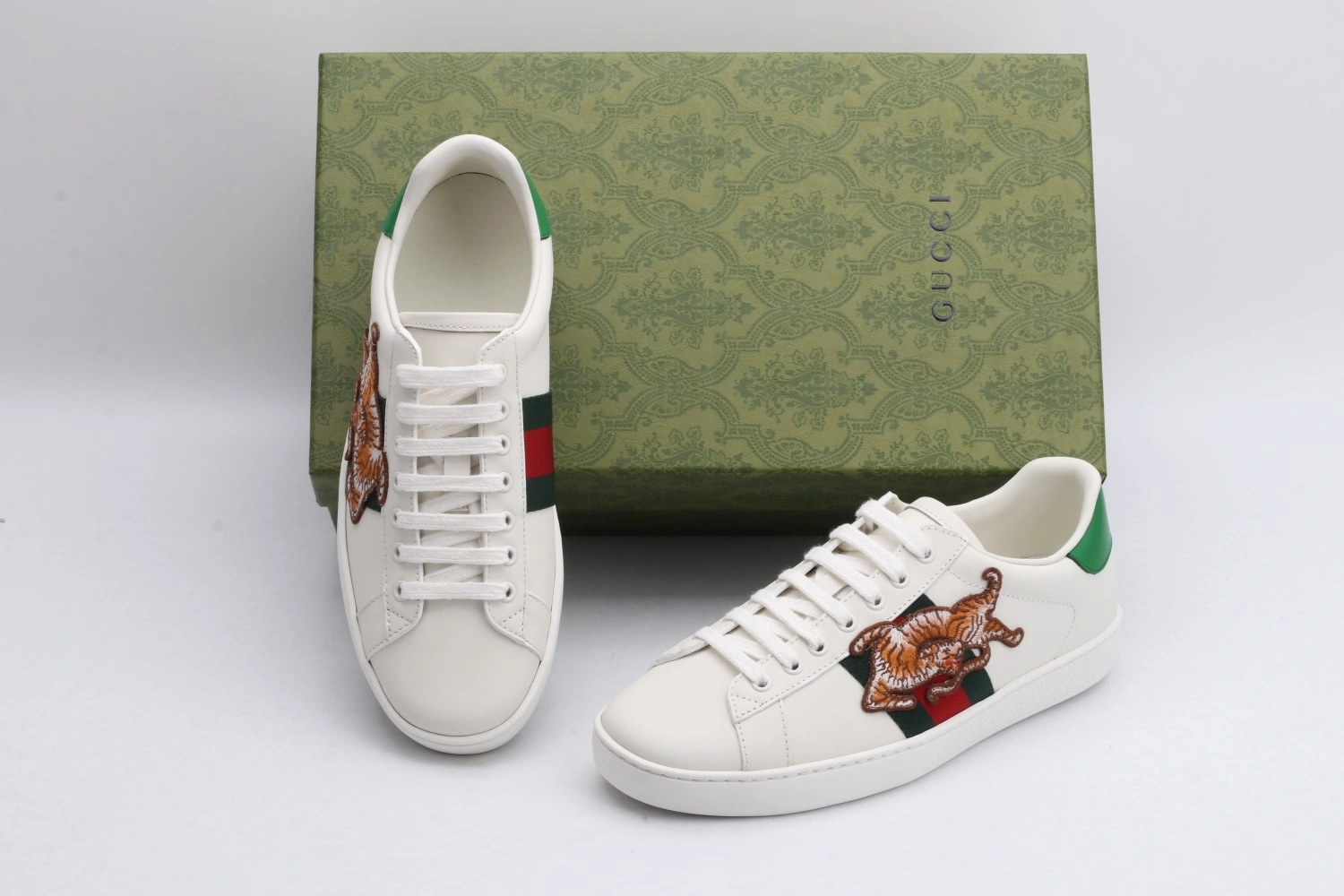 Bold Men Women G*ucci Top Sneaker 3501