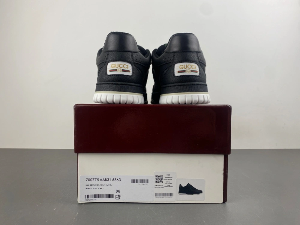 OnTrend Men Women G*ucci Top quality Sneaker MK20260120- 3362