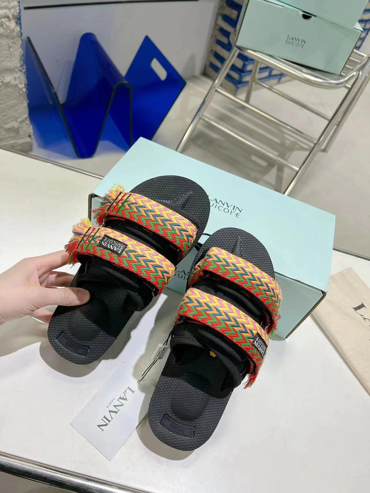 Youthful Men Women L*ANVIN Top Slippers CP230329- 7055