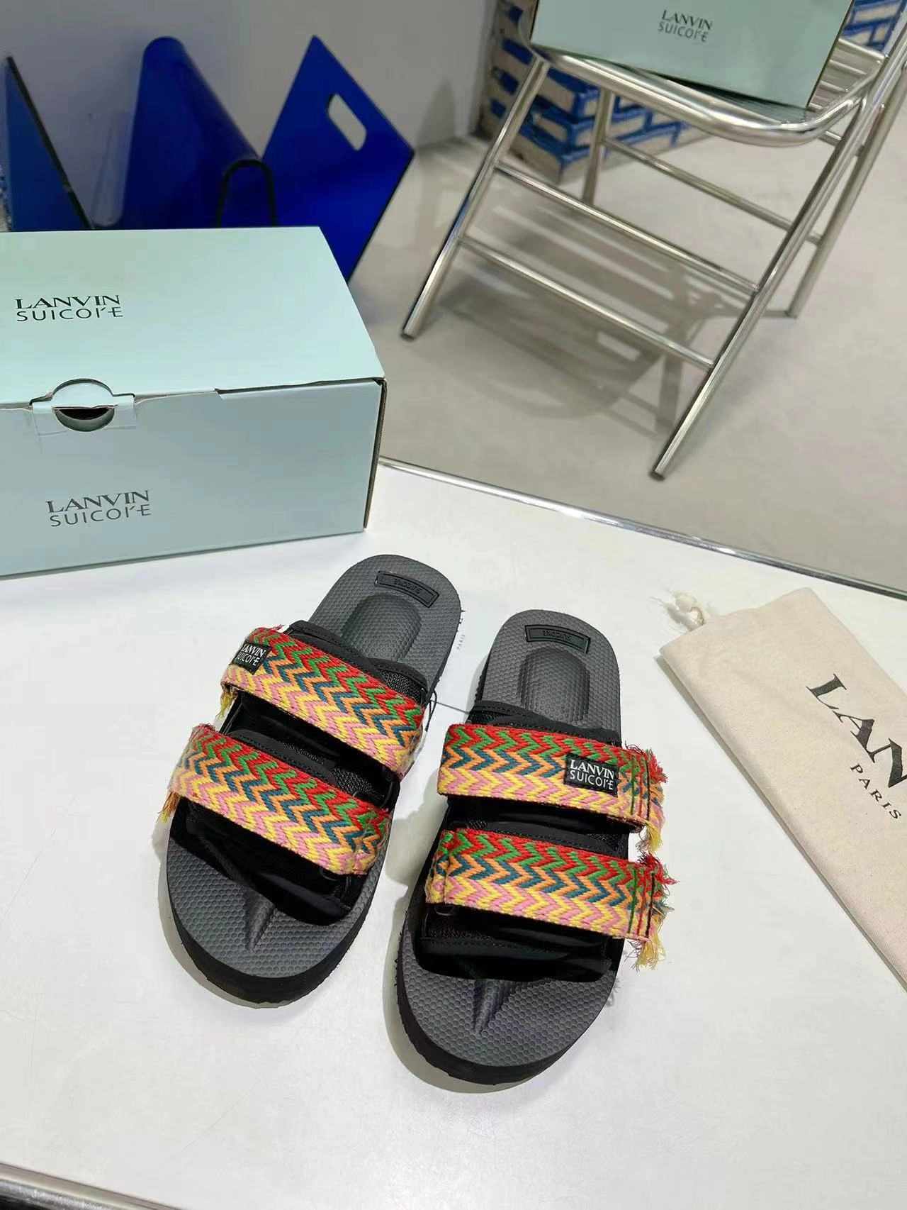 Youthful Men Women L*ANVIN Top Slippers CP230329- 7055