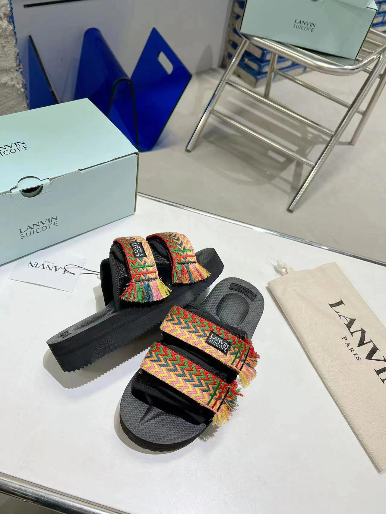 Youthful Men Women L*ANVIN Top Slippers CP230329- 7055
