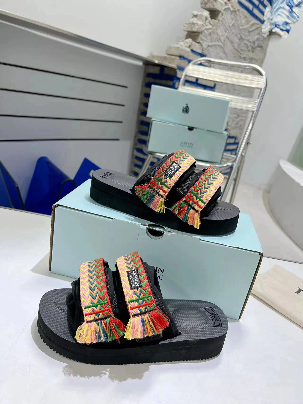 Youthful Men Women L*ANVIN Top Slippers CP230329- 7055