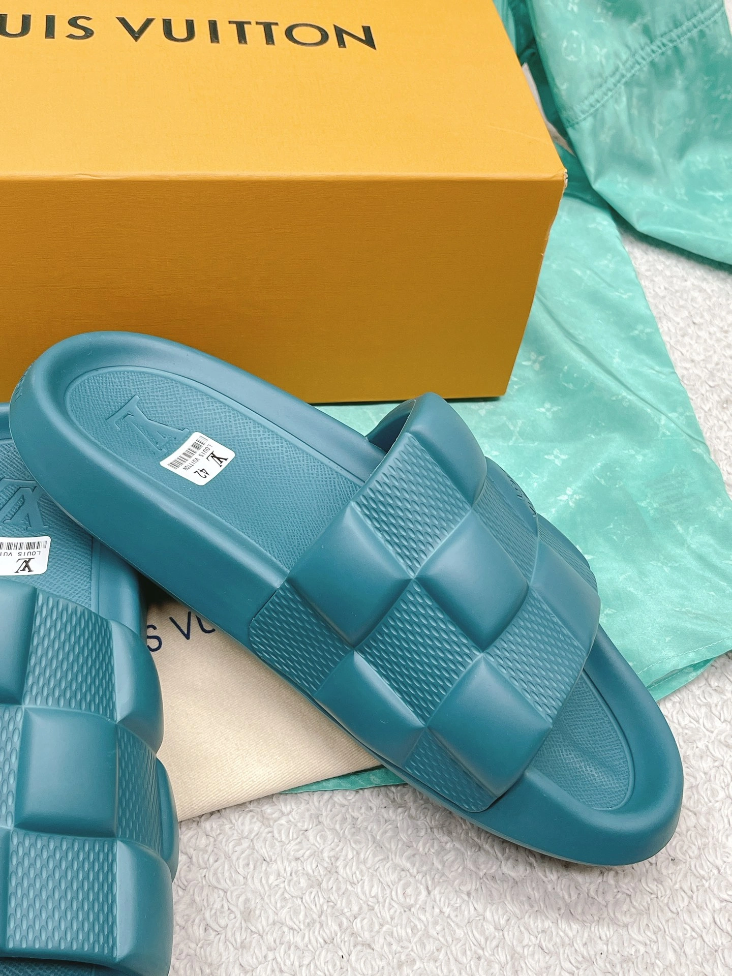 Durable Men Women L*ouis V*uitton Slippers CP 20230526 - 3992