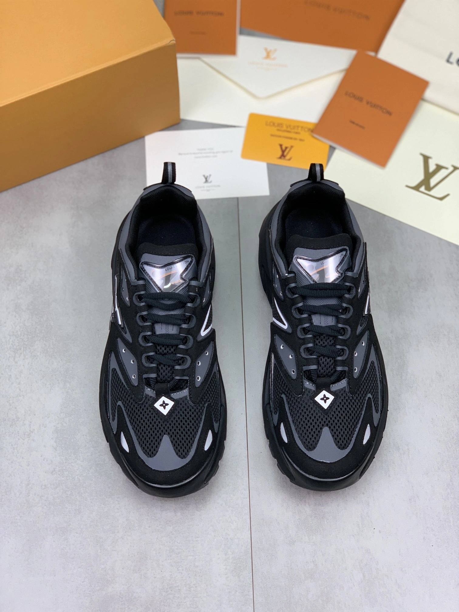 MultiPurpose Men Women L*ouis V*uitton Sneaker Runner CP 20230526 - 3995