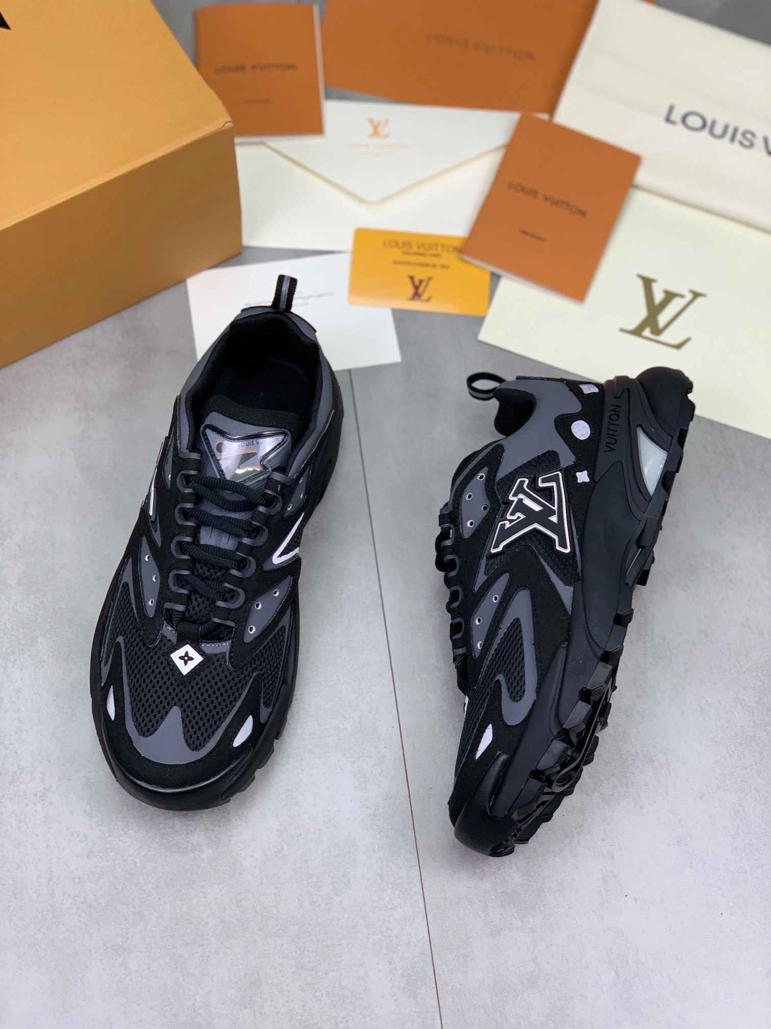 MultiPurpose Men Women L*ouis V*uitton Sneaker Runner CP 20230526 - 3995