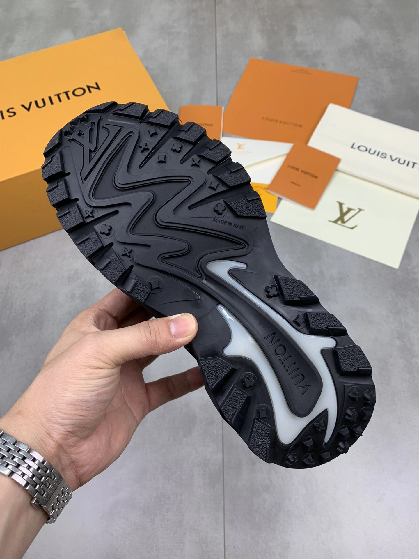 MultiPurpose Men Women L*ouis V*uitton Sneaker Runner CP 20230526 - 3995