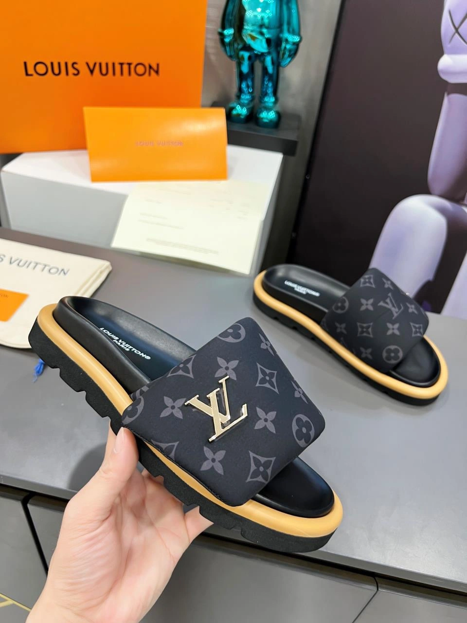 Original Men Women L*ouis V*uitton Top Sandals CP 20230609- 3956