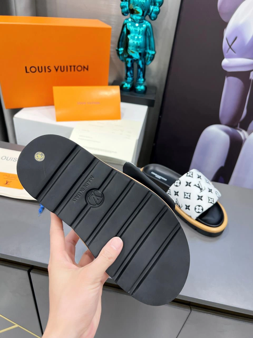 Youthful Men Women L*ouis V*uitton Top Sandals CP 20230609- 3955