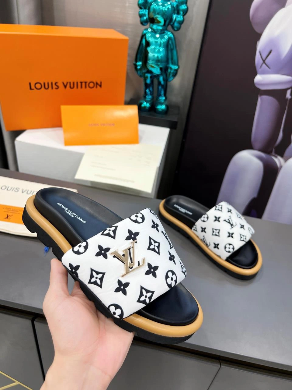 Youthful Men Women L*ouis V*uitton Top Sandals CP 20230609- 3955