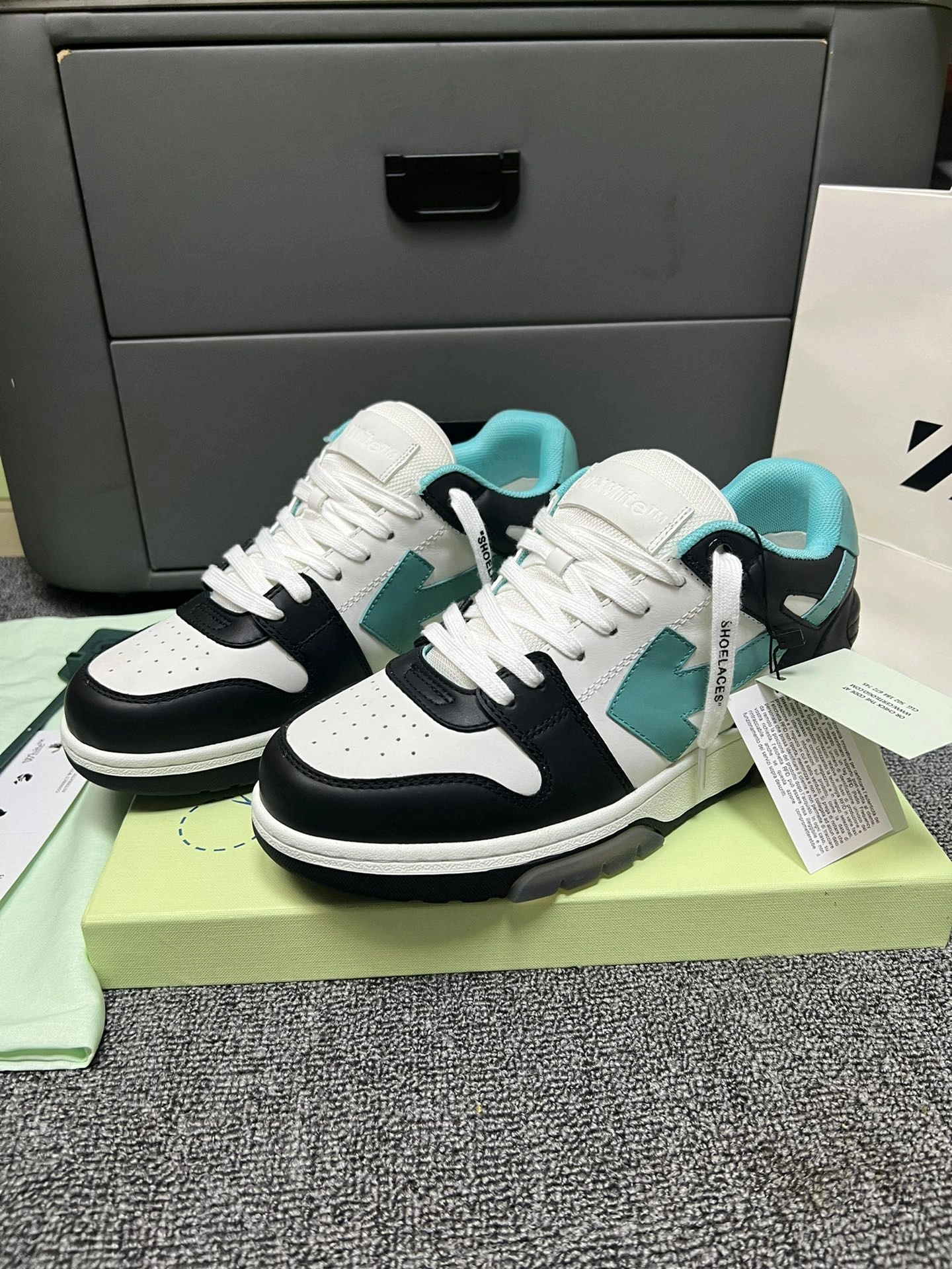 OnTrend Men Women O*ff W*hite Out Of Office Sneakers Low Tops CP 20230609- 5503