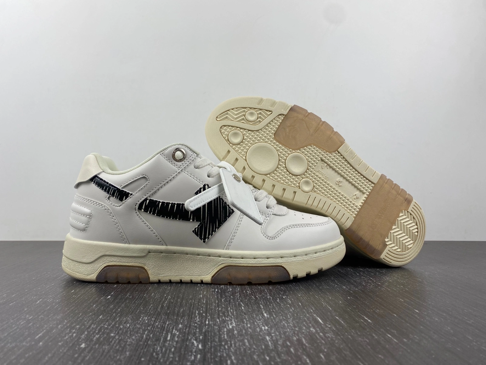 Men Women O*ff W*hite Out Of Office Sneakers Low Tops MK Neat 5475