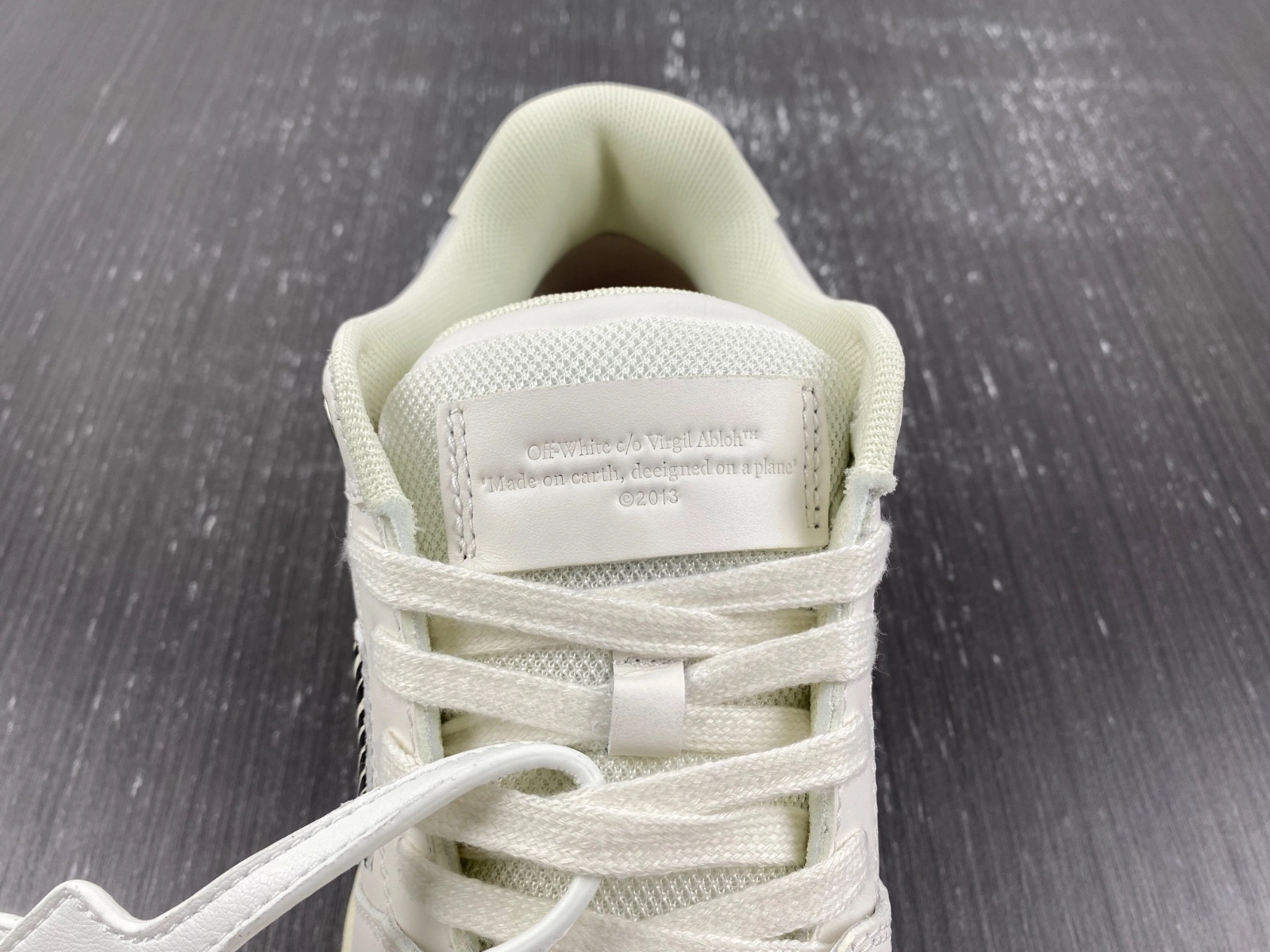 Men Women O*ff W*hite Out Of Office Sneakers Low Tops MK Neat 5475