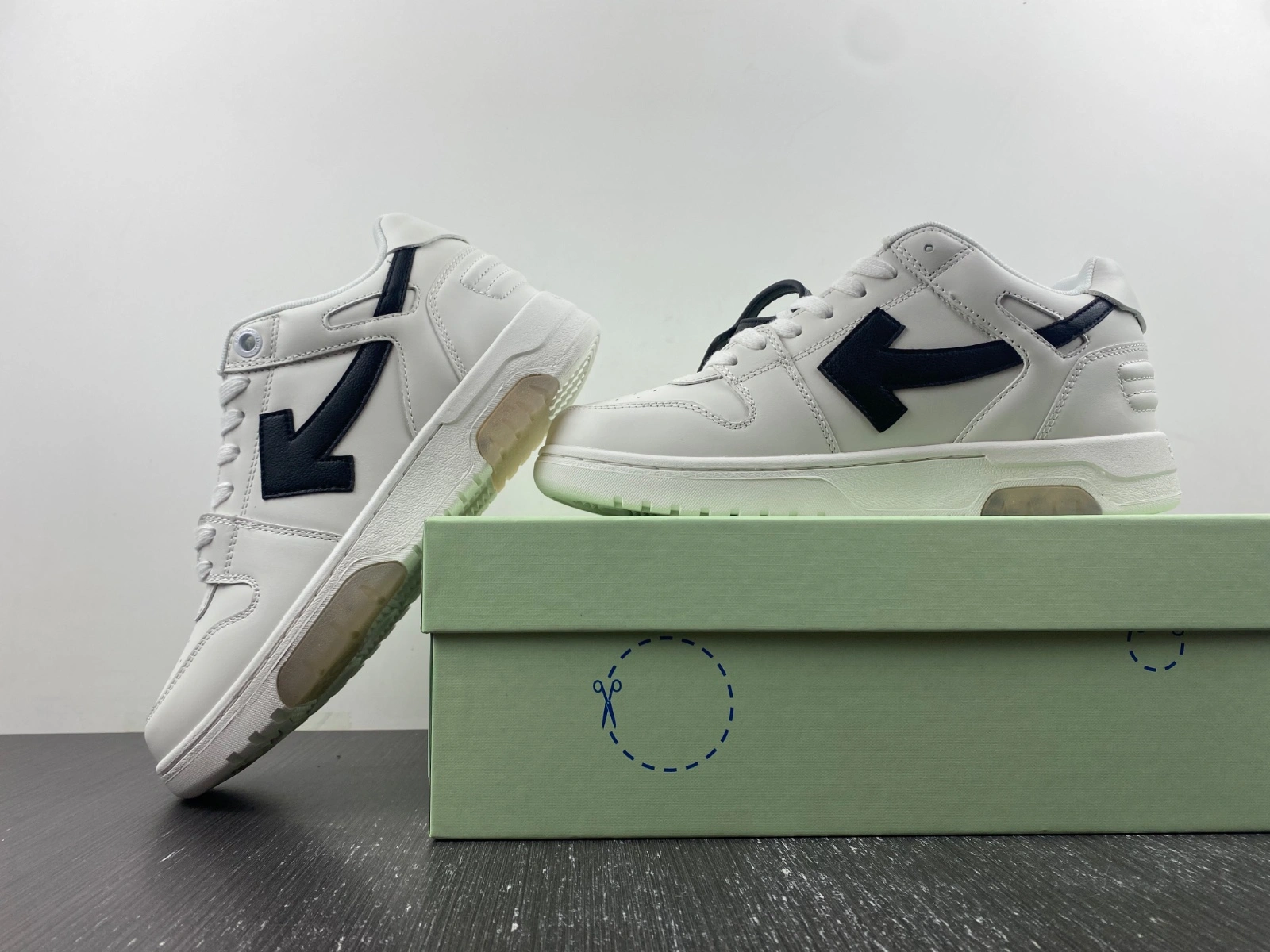 Men Women O*ff W*hite Out Of Office Sneakers Low Tops MK 20230908- Resilient 5458
