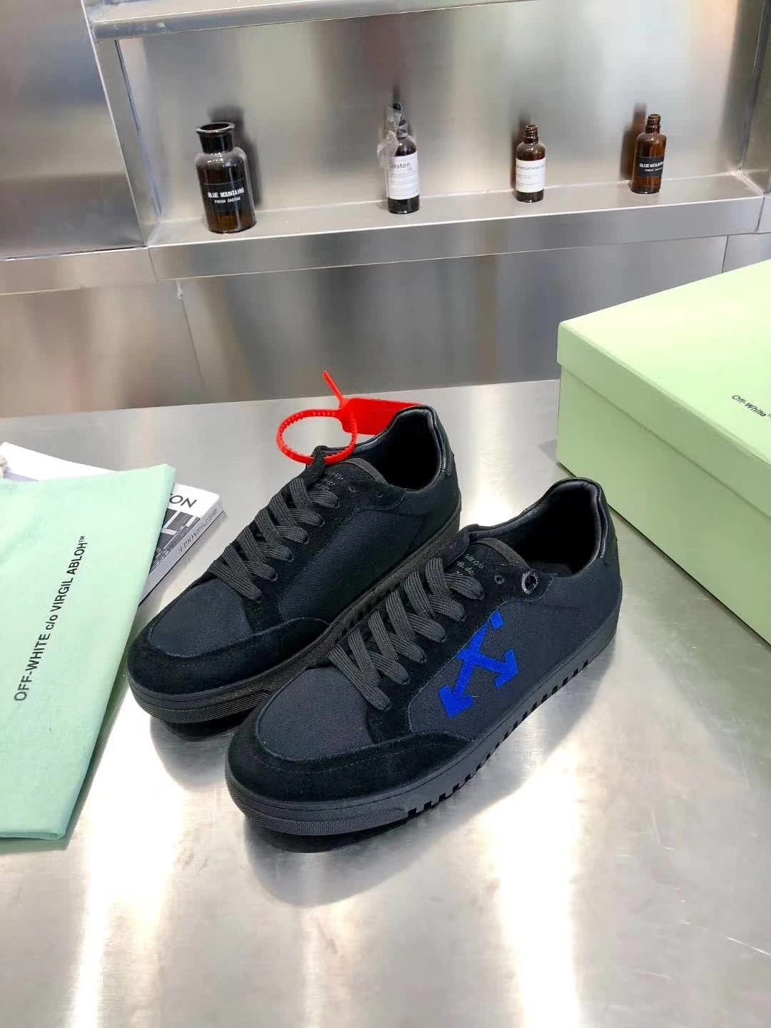 Vibrant Men Women O*ff W*hite Sneaker 5539