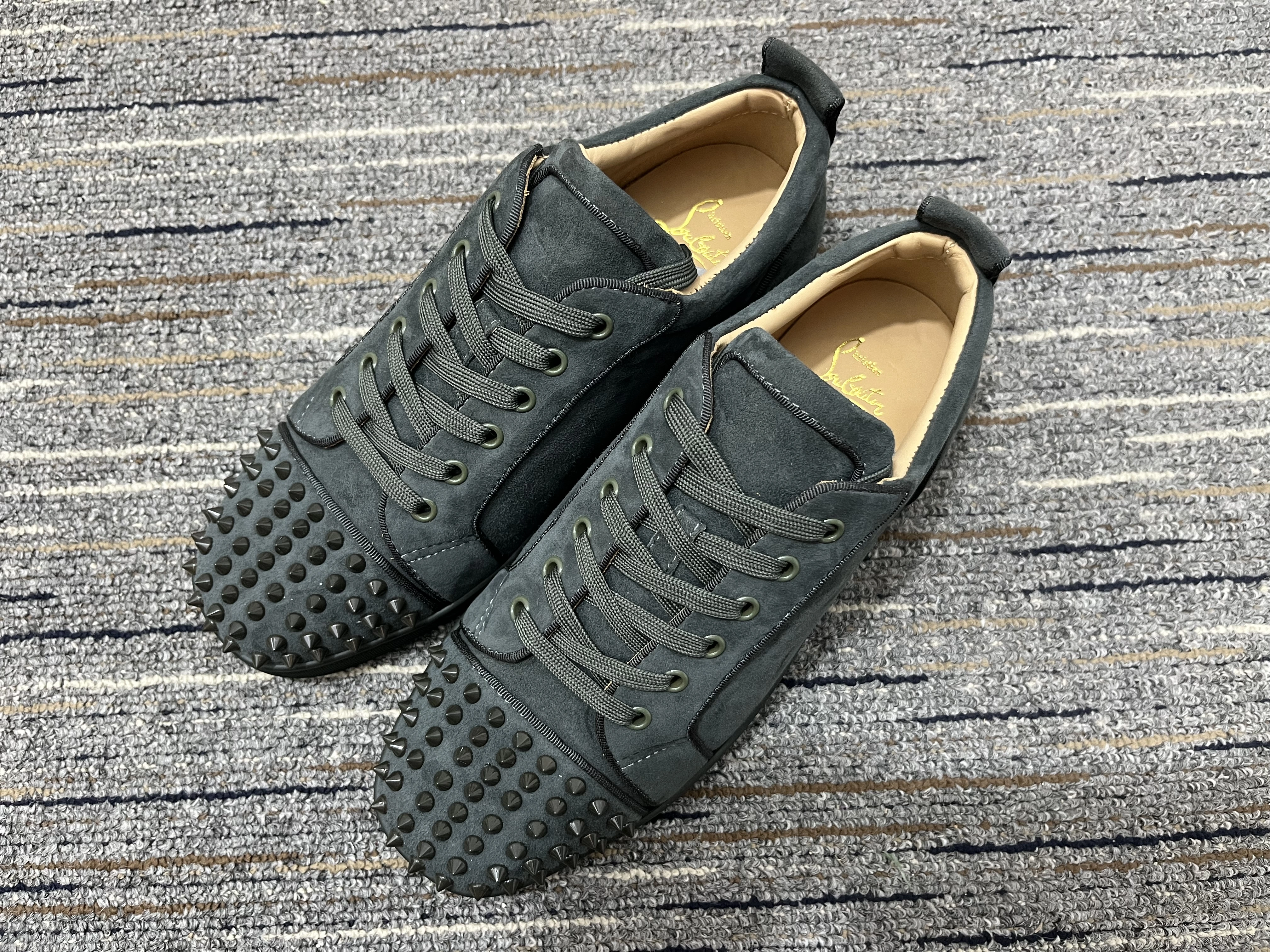 Fashionable Men and Women C*hristian L*ouboutin Top Sneakers CL 20230818- 4928