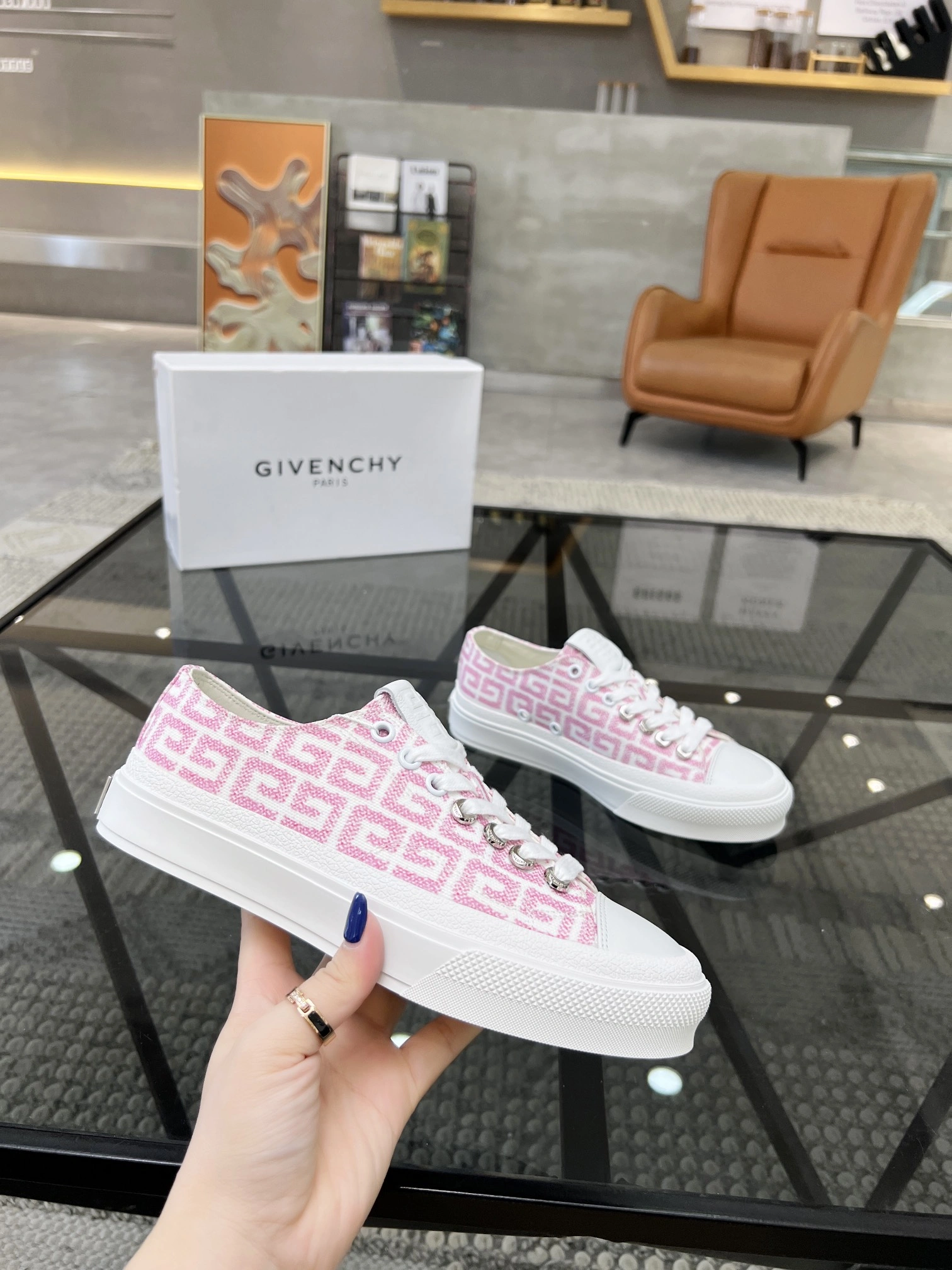 Popular Men and Women G*ivenchy Top Loafer Shoe CP 20230612- 7457