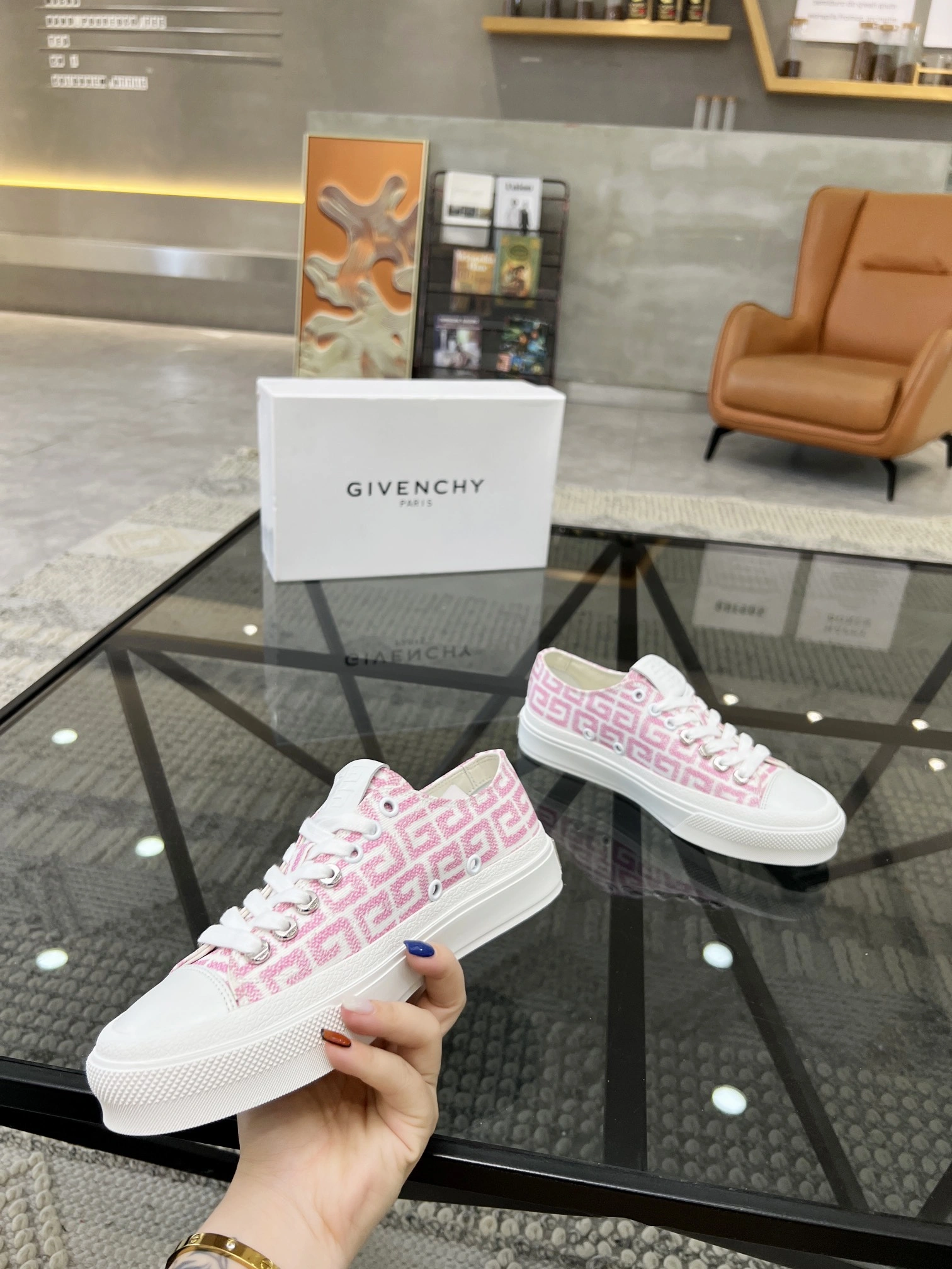 Popular Men and Women G*ivenchy Top Loafer Shoe CP 20230612- 7457