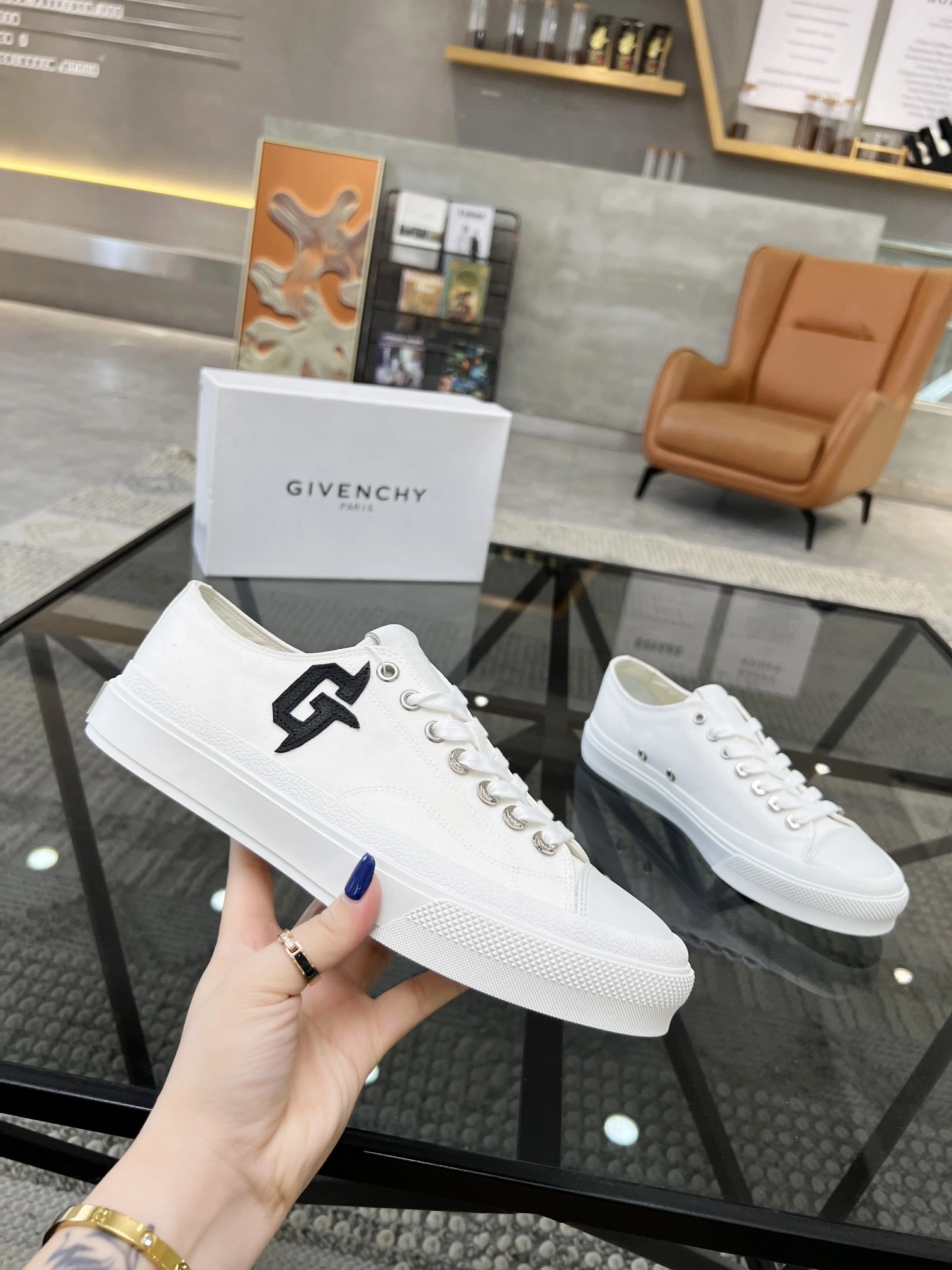 Reliable Men and Women G*ivenchy Top Loafer Shoe CP 20230612- 7456