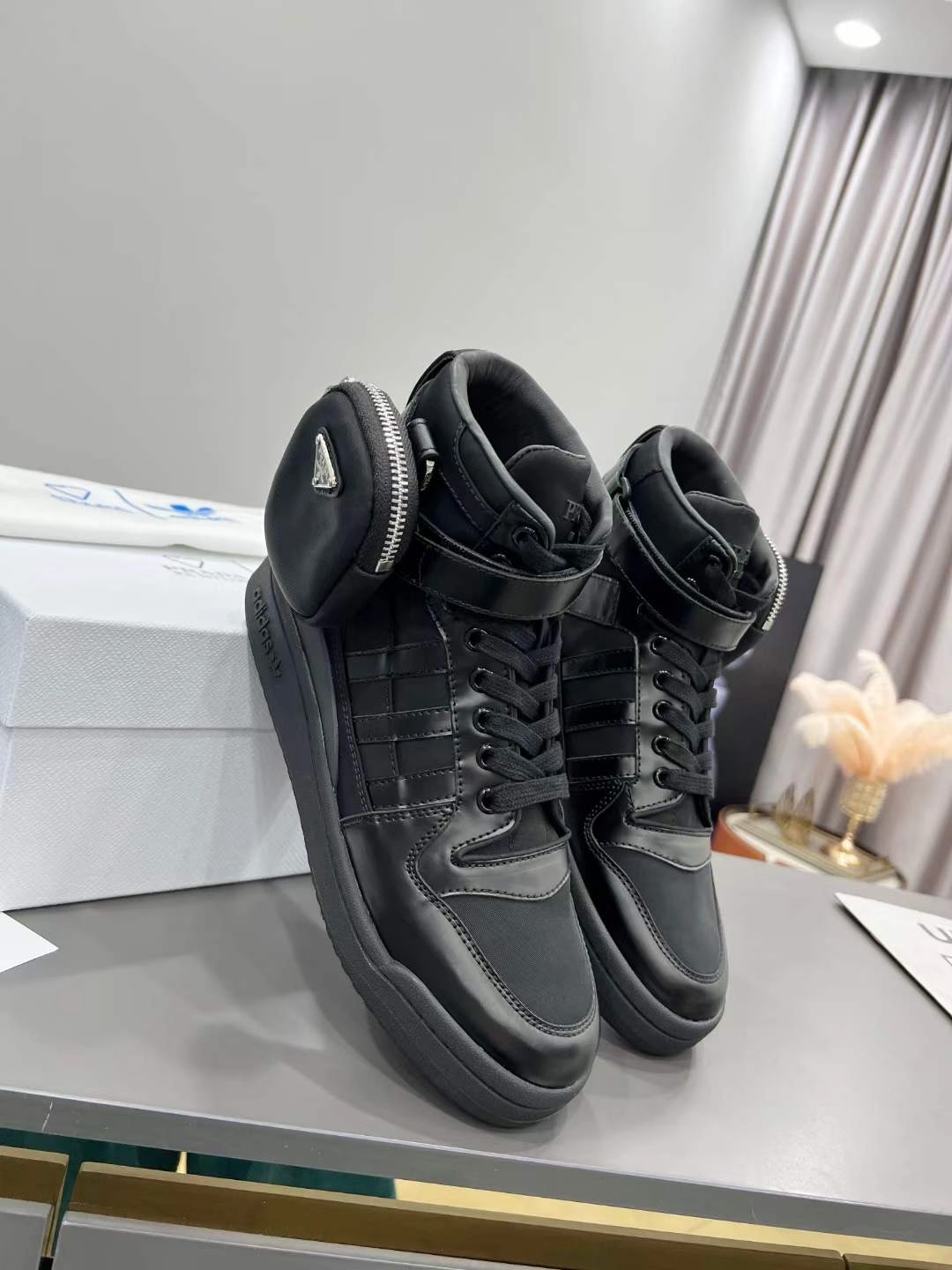Durable Men and Women P*rada Top Sneakers High CL 20230825- 6544