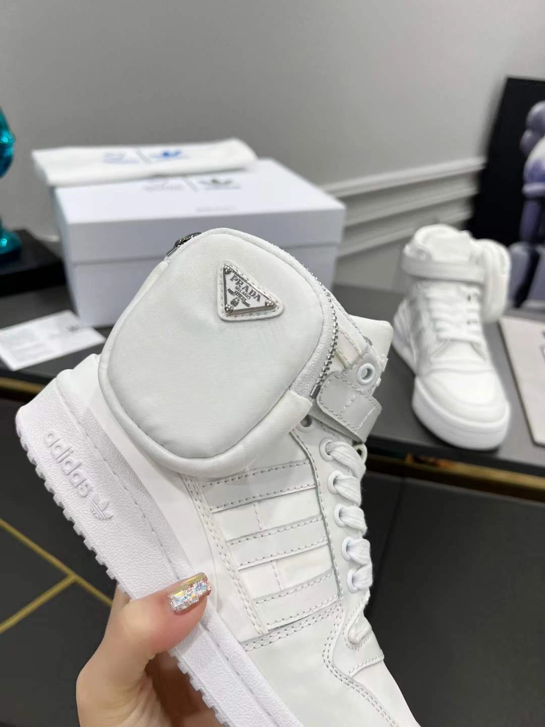 Premium Men and Women P*rada Top Sneakers High CL 20230825- 6543
