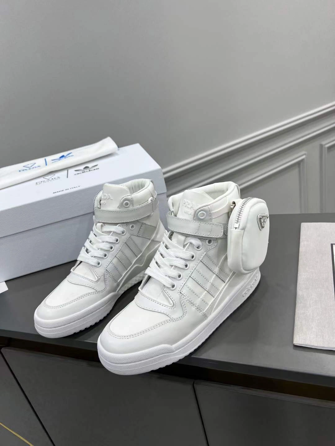 Premium Men and Women P*rada Top Sneakers High CL 20230825- 6543