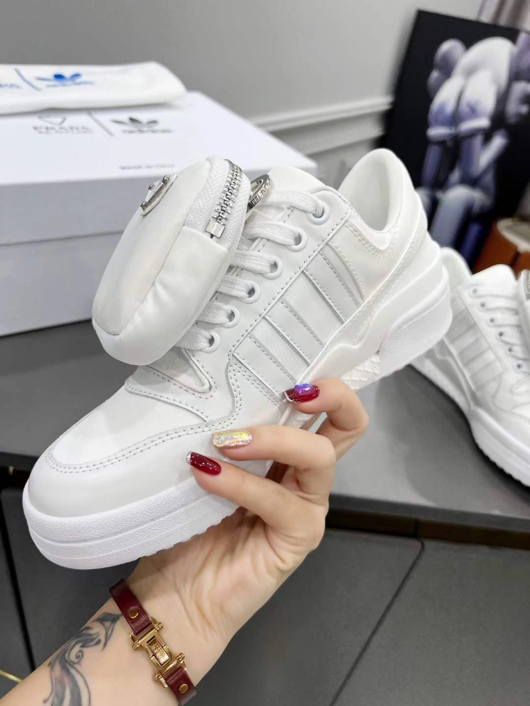 Soft Men and Women P*rada Top Sneakers Low CL 20230825- 6541
