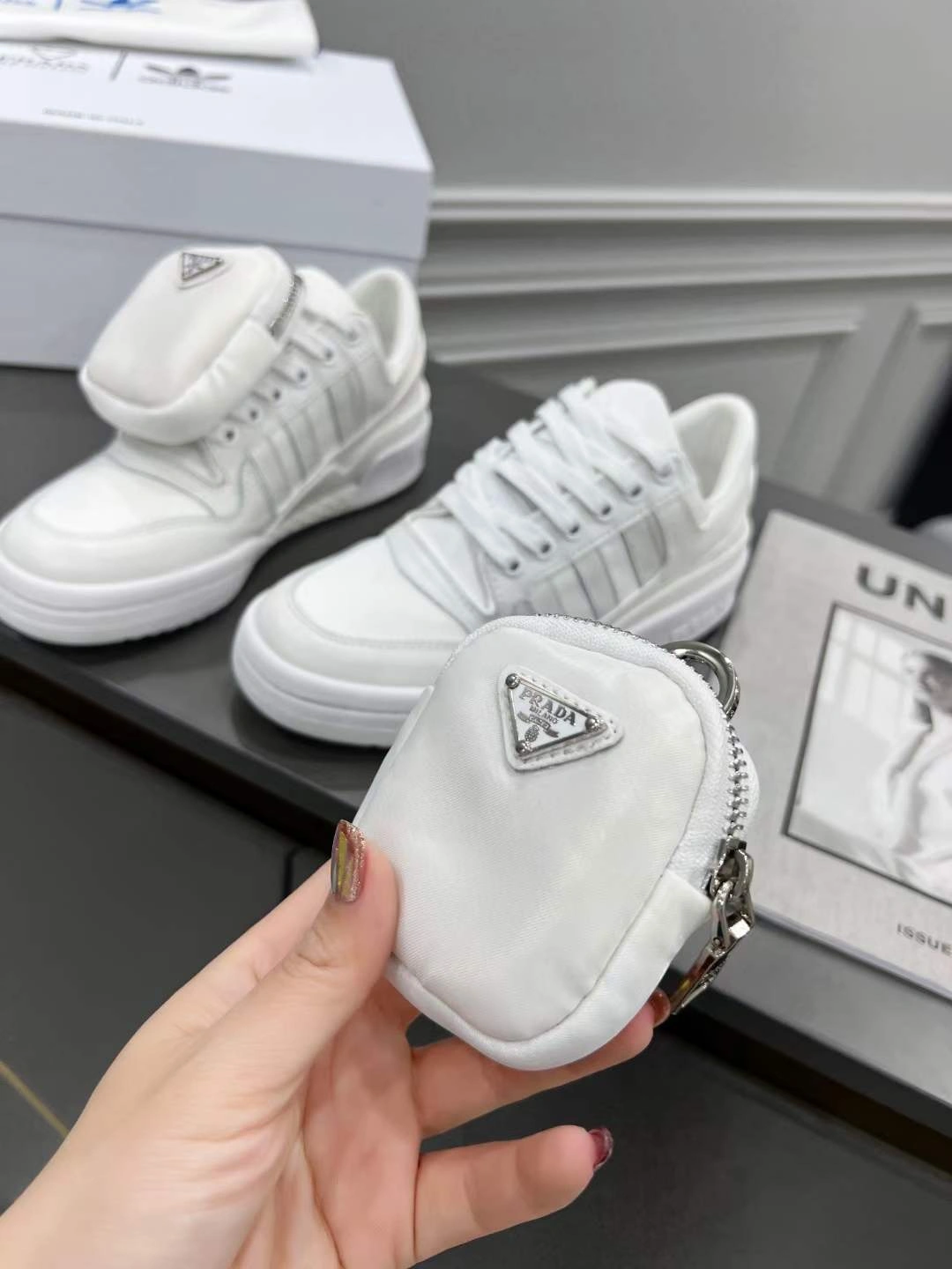 Soft Men and Women P*rada Top Sneakers Low CL 20230825- 6541