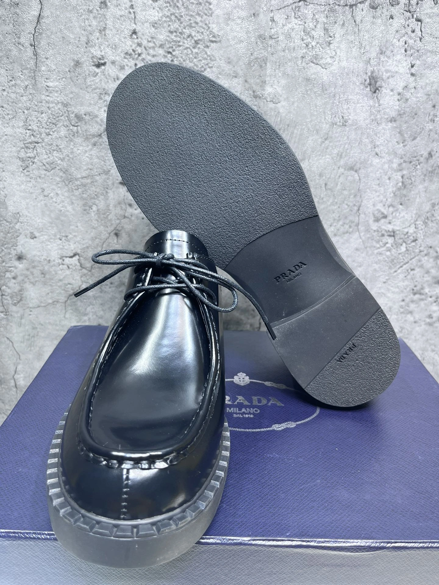 Elegant Mens P*rada Top Loafer CP230310- 6556