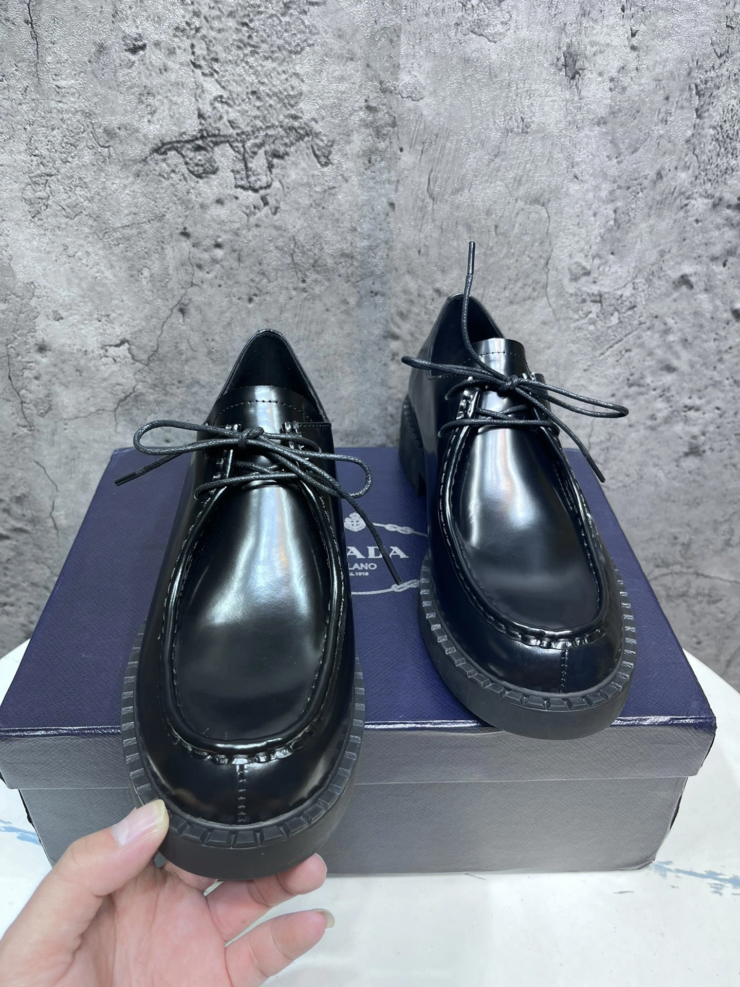 Elegant Mens P*rada Top Loafer CP230310- 6556