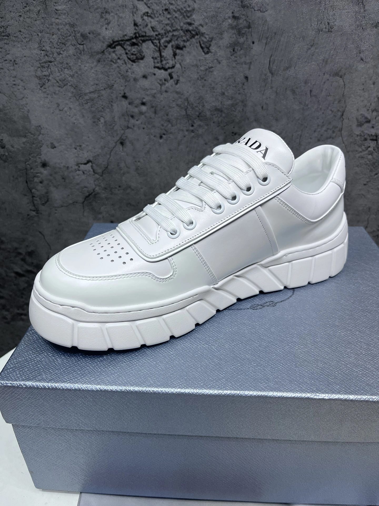 Sporty Mens P*rada Top Sneakers CP230310- 6561