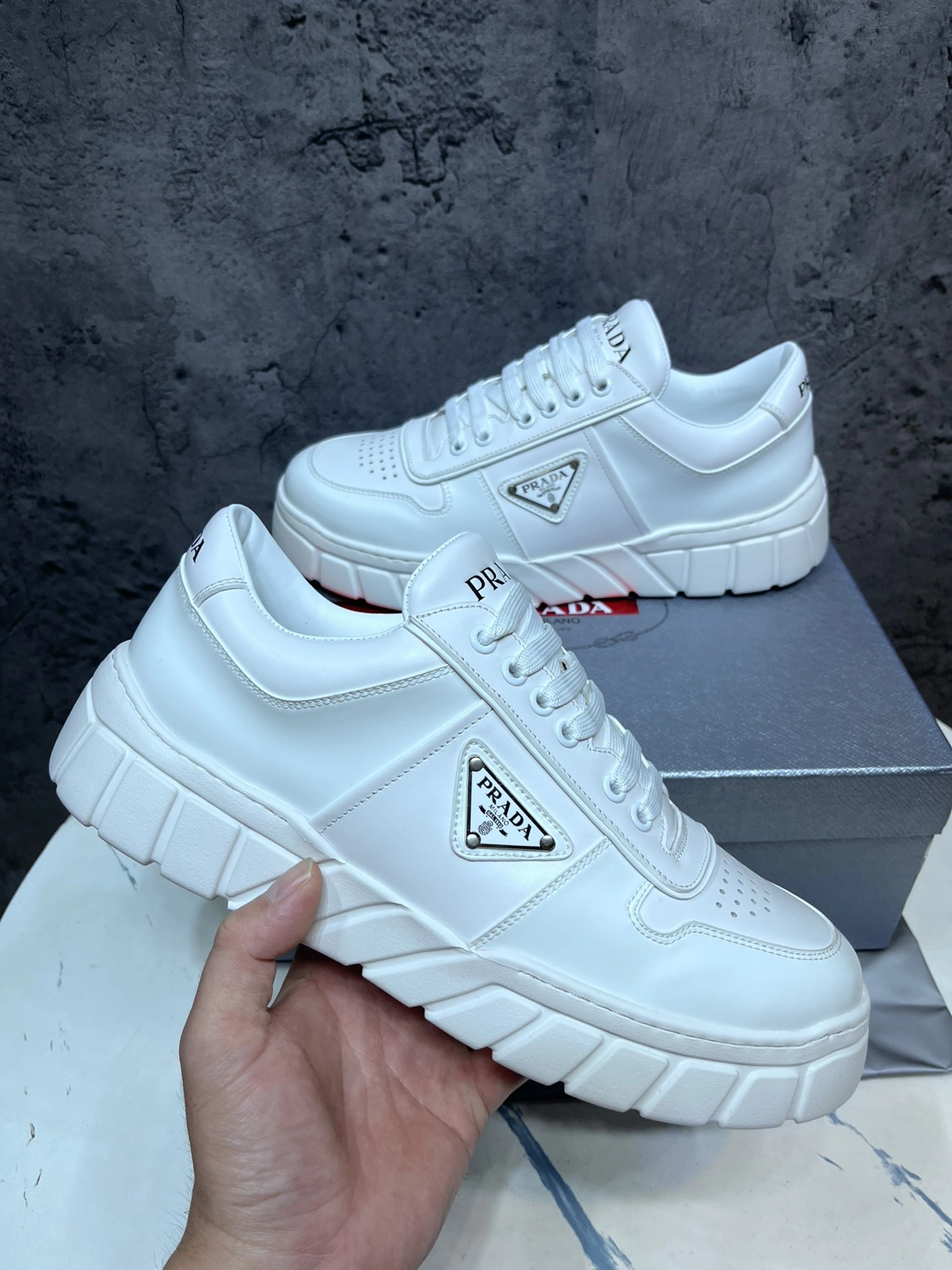 Sporty Mens P*rada Top Sneakers CP230310- 6561