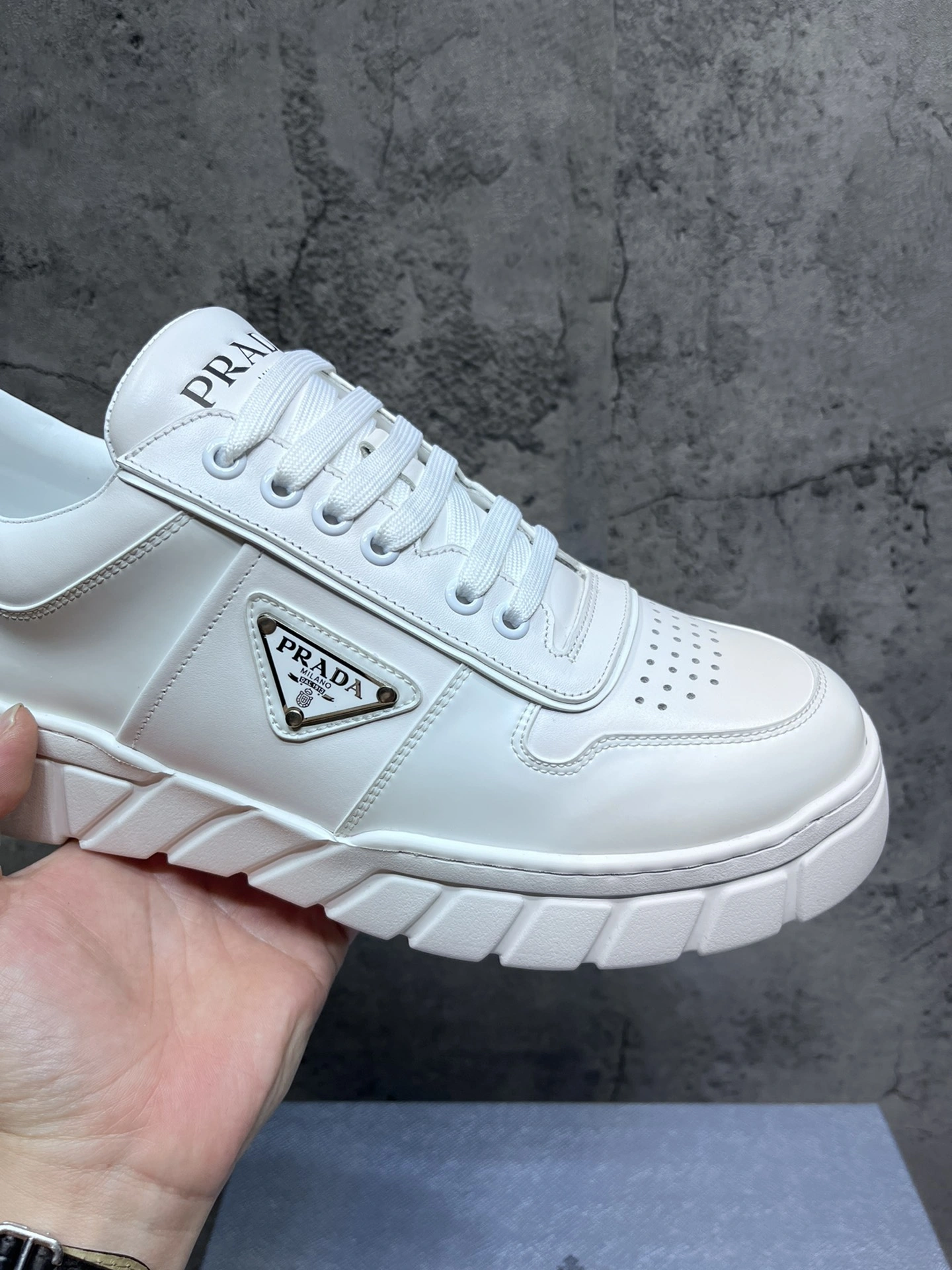 Sporty Mens P*rada Top Sneakers CP230310- 6561