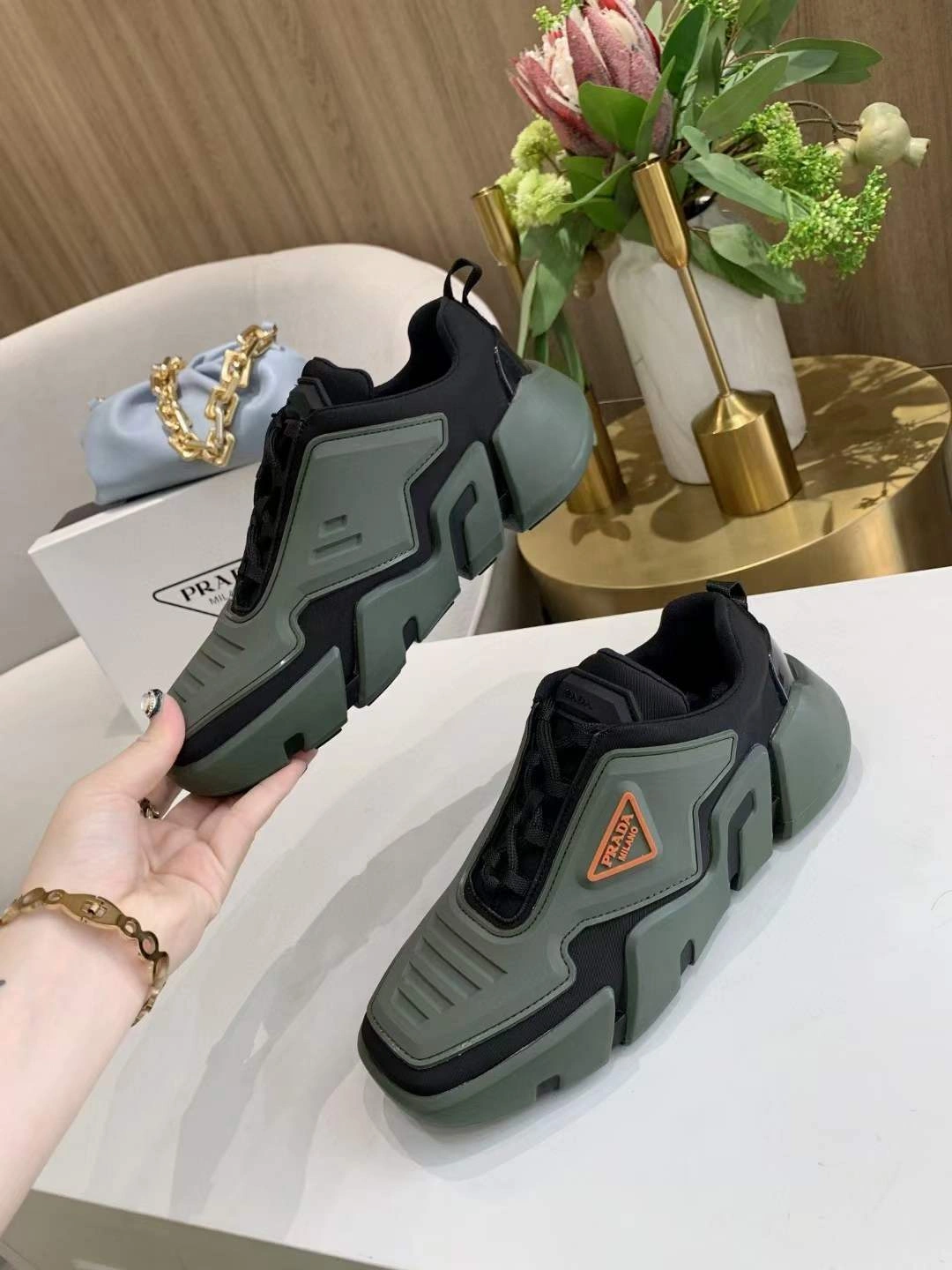 Premium Mens Women P*rada Top Sneakers 6584