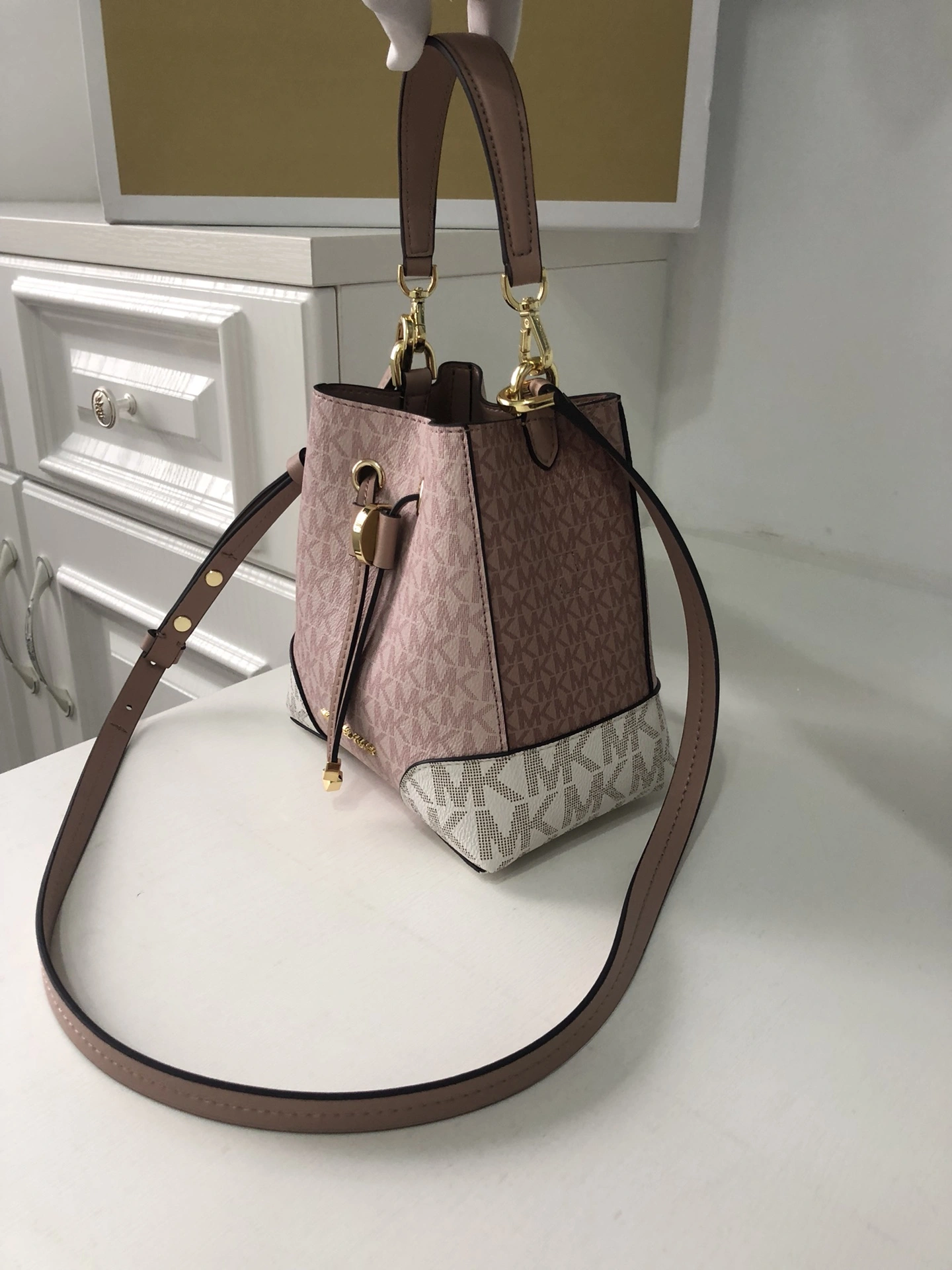 M*ichael K*ors Bag Top Quality 20*18*13cm Modern 9308