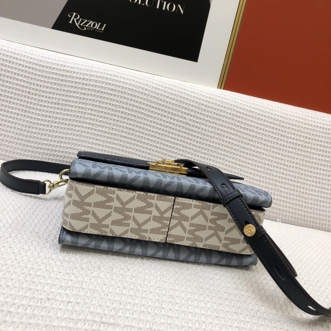 M*ichael K*ors Top Bag 23*16*9cm EyeCatching 9286
