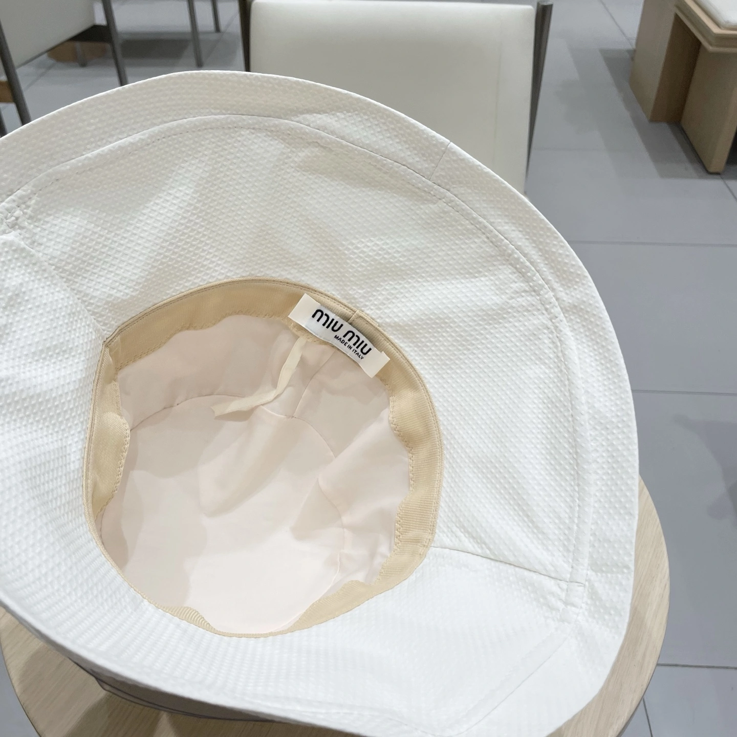Sustainable M*iu Miu Hats Top XX250408- 17536