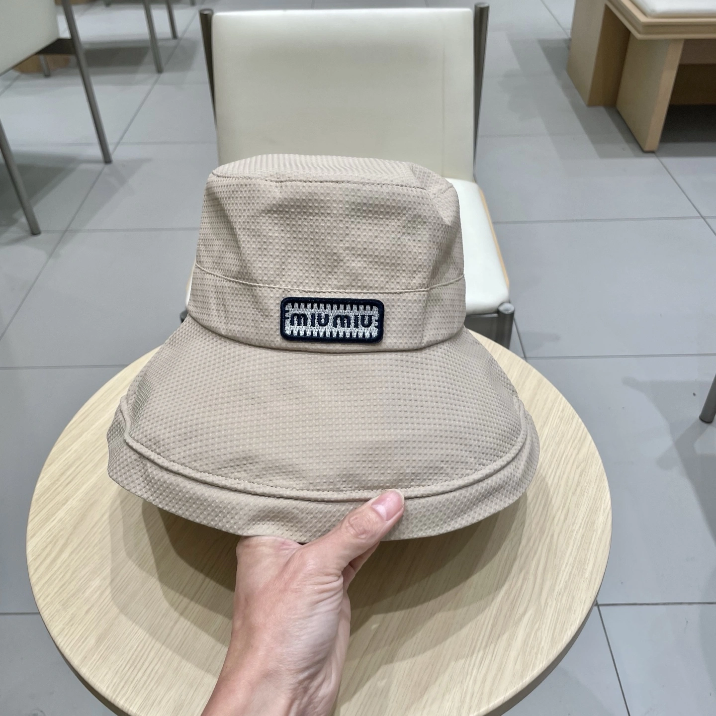 Sustainable M*iu Miu Hats Top XX250408- 17536
