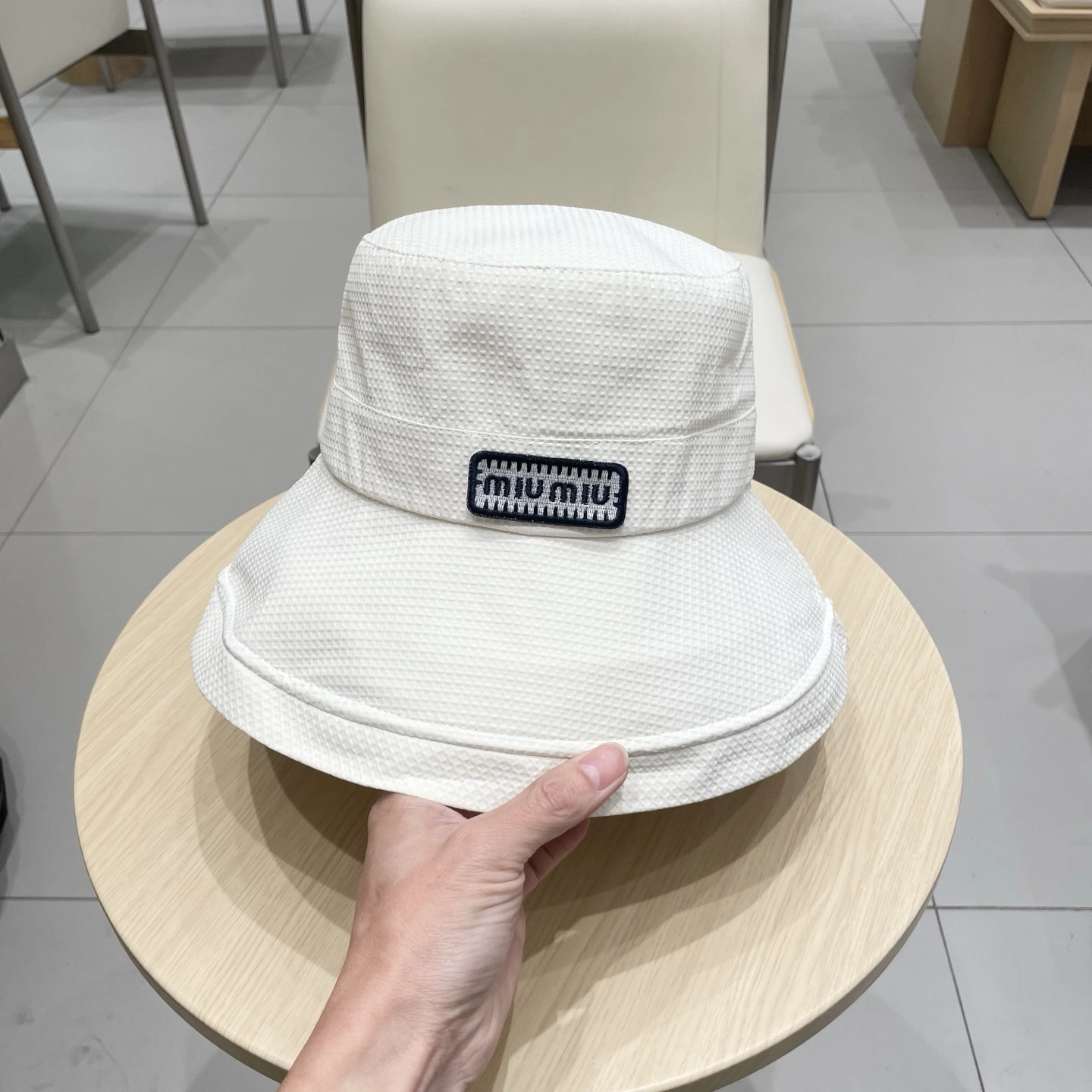 Sustainable M*iu Miu Hats Top XX250408- 17536