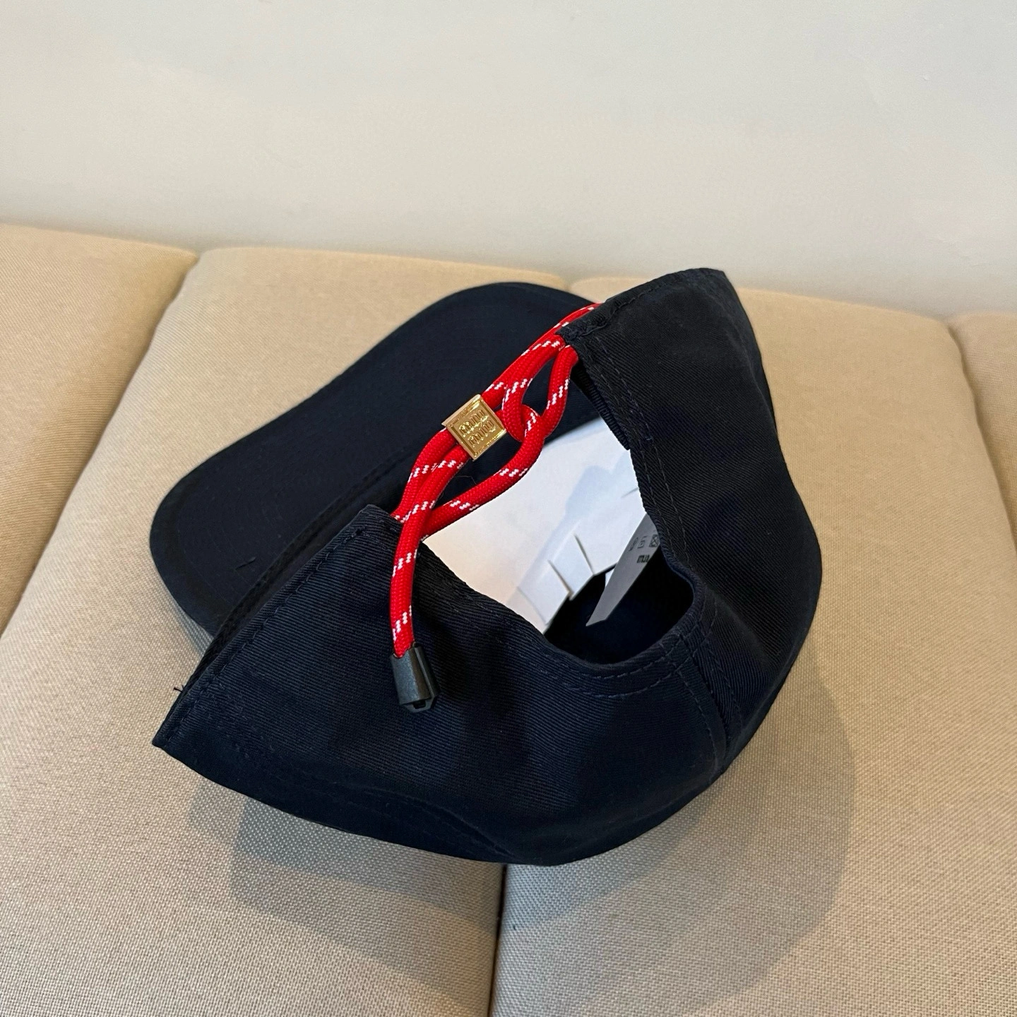 SmoothTexture M*iu Miu Hats Top XX250408- 17486