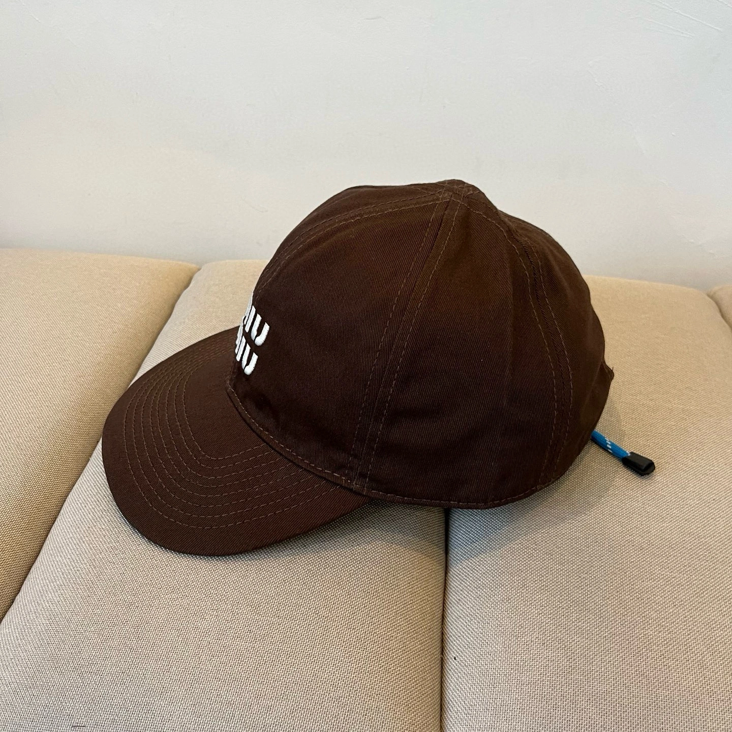SmoothTexture M*iu Miu Hats Top XX250408- 17486