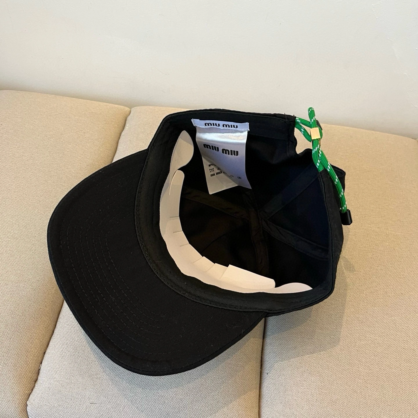 SmoothTexture M*iu Miu Hats Top XX250408- 17486