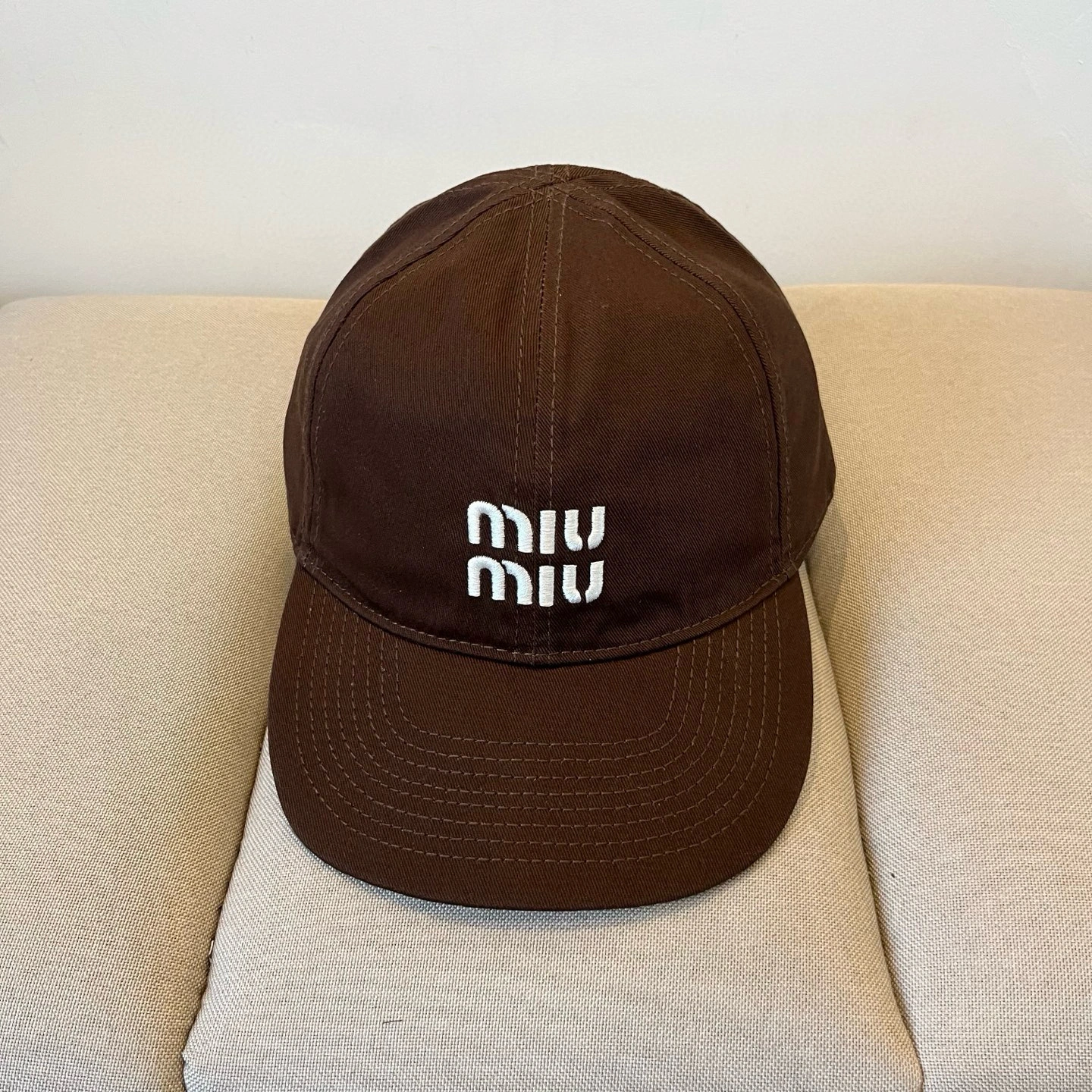 SmoothTexture M*iu Miu Hats Top XX250408- 17486