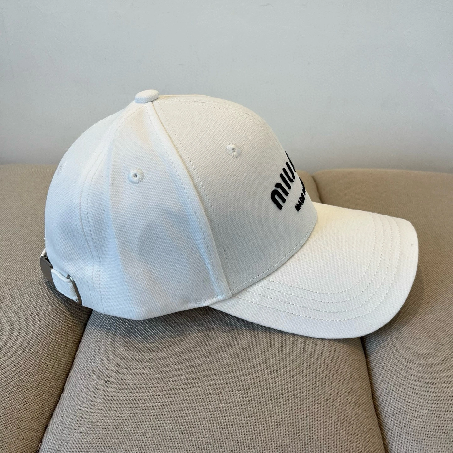 M*iu Miu Hats Top XX250408- ModernLook 17484