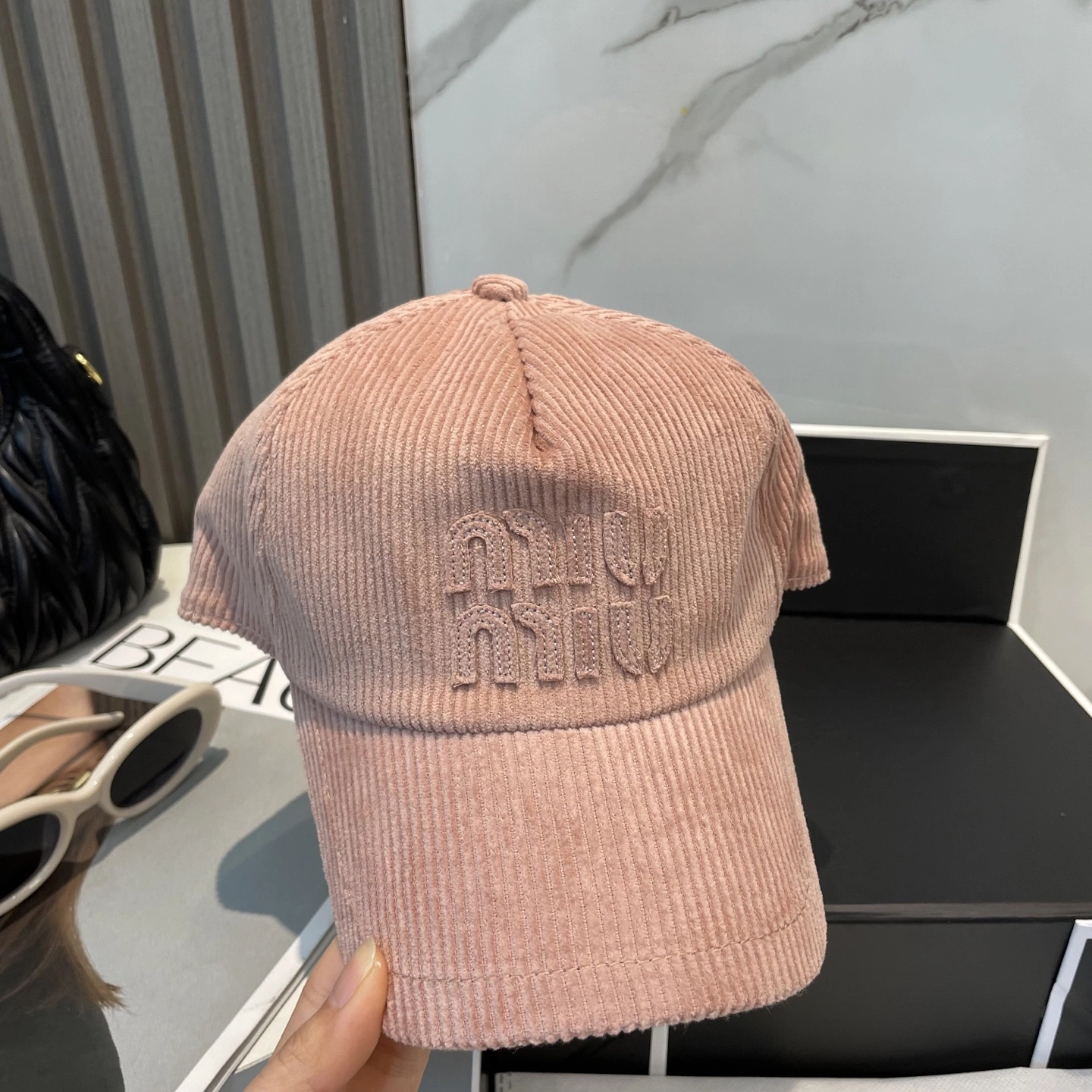 M*iuMiu Hats Top XX20250411- TravelReady 17384