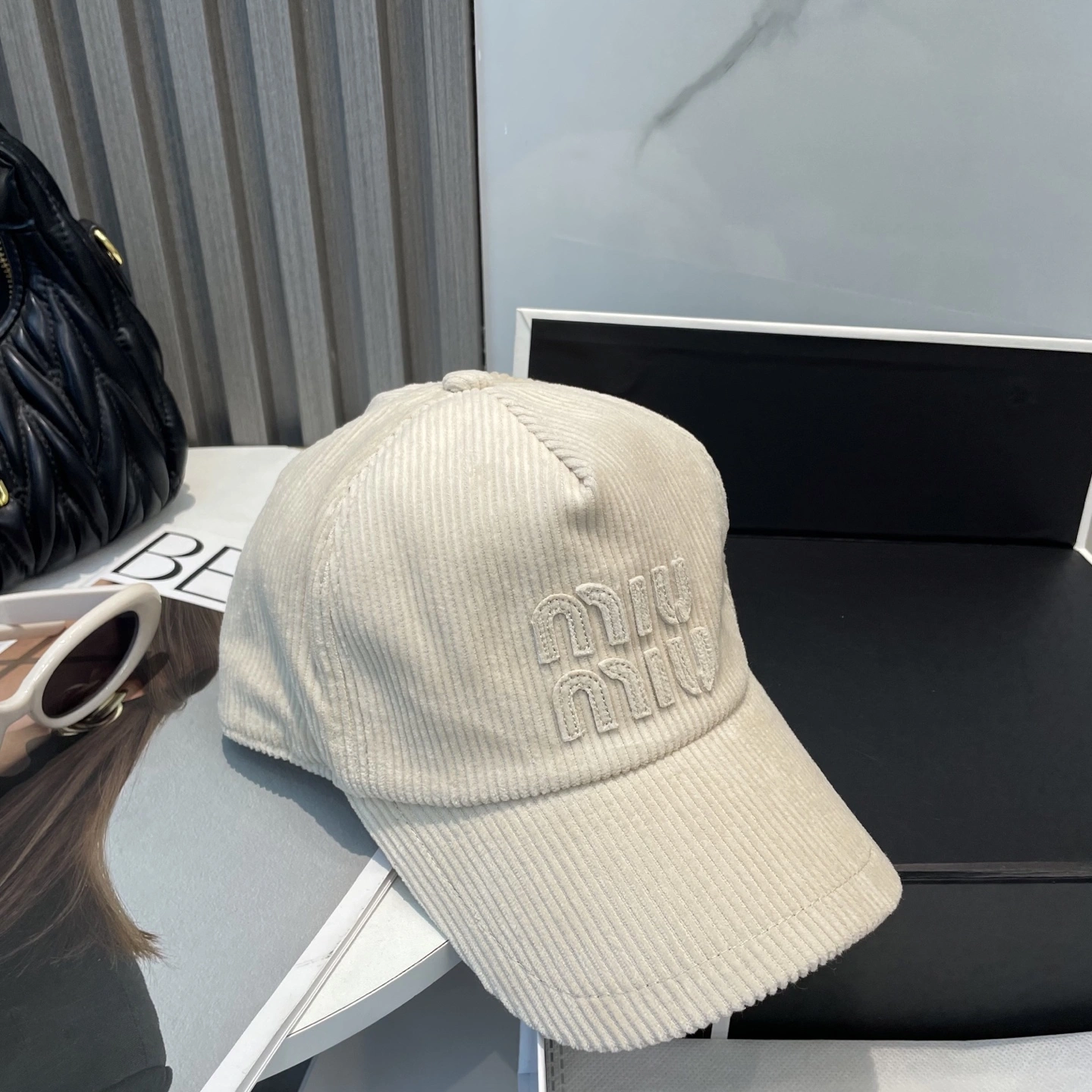 M*iuMiu Hats Top XX20250411- TravelReady 17384