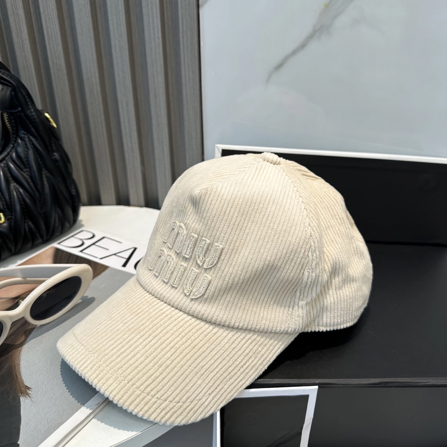 M*iuMiu Hats Top XX20250411- TravelReady 17384
