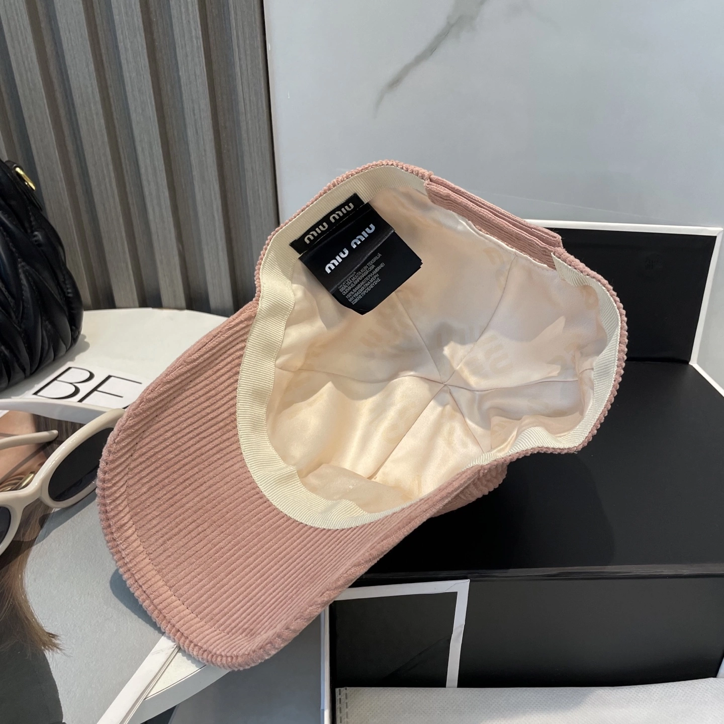 M*iuMiu Hats Top XX20250411- TravelReady 17384