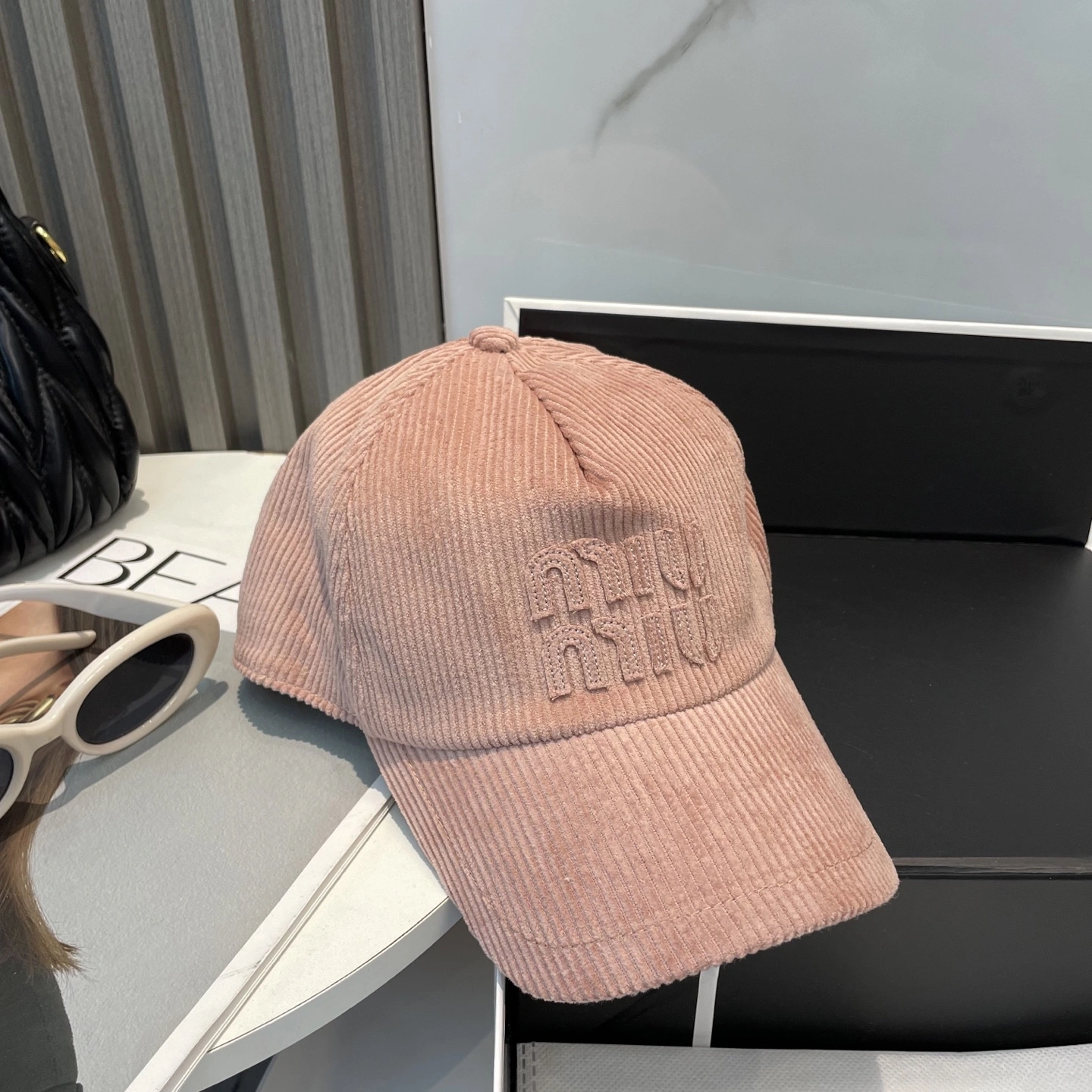 M*iuMiu Hats Top XX20250411- TravelReady 17384
