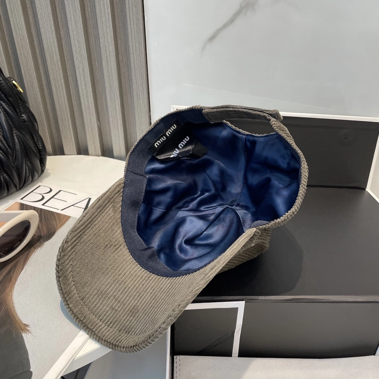M*iuMiu Hats Top XX20250411- TravelReady 17384